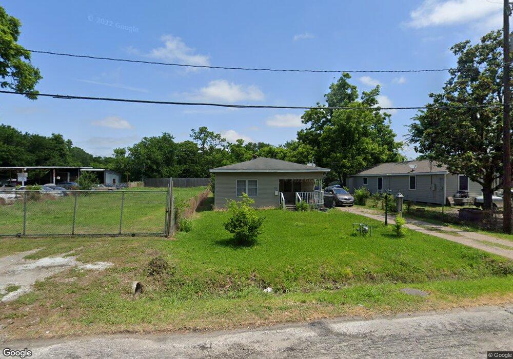 4107 Melbourne St, Houston, TX 77026 - photo 1