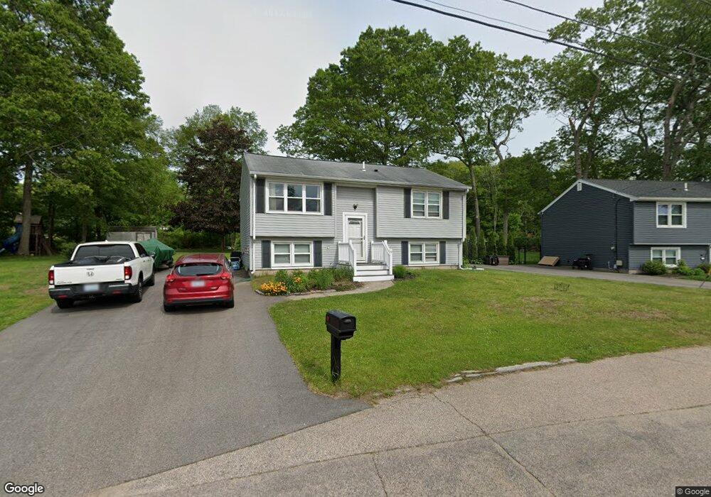 9 Sleepy Hollow Ct, Westerly, RI 02891 - photo 1