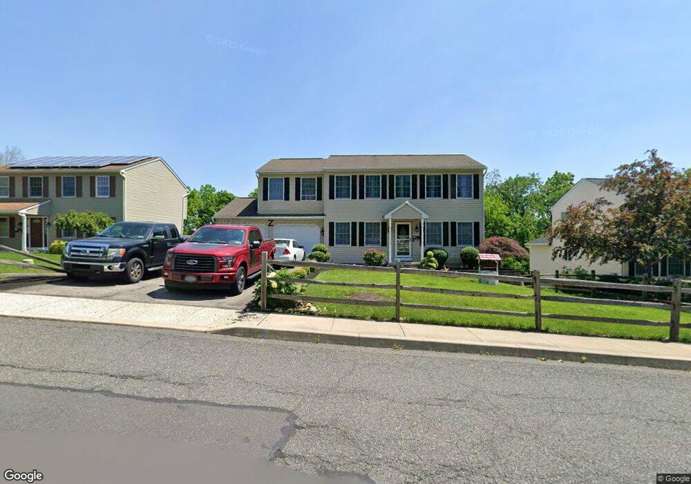 540 Penn St, Pennsburg, PA 18073 - photo 1
