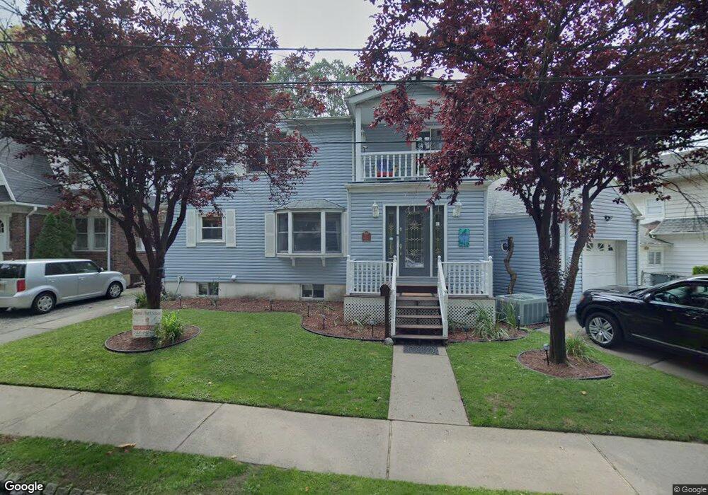 24 Glenwood Place, Staten Island, NY 10310 - photo 1