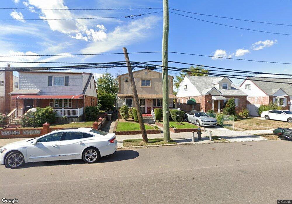 12522 Francis Lewis Blvd, Springfield Gardens, NY 11413 - photo 1