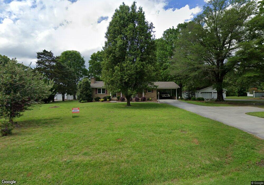 3634 Old Glenola Rd, High Point, NC 27263 - photo 1