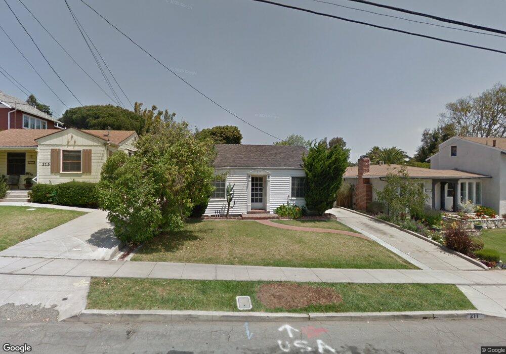 211 W Maple Ave, El Segundo, CA 90245 - photo 1