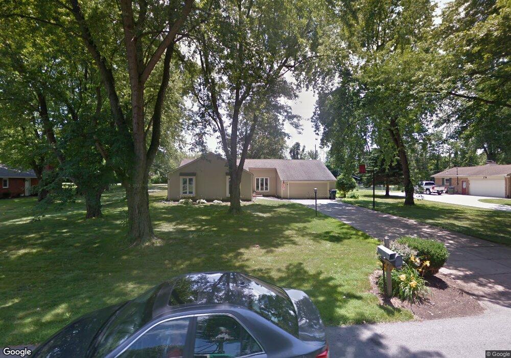 2057 Sandy Ln, Lima, OH 45806 - photo 1