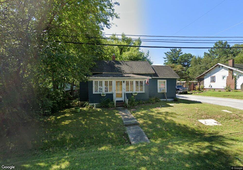 1819 W Poplar St, Harrisburg, IL 62946 - photo 1