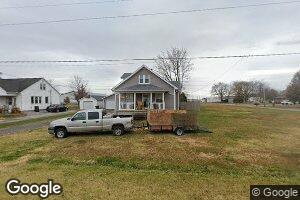326 E Cherry St, Hoyleton, IL 62803