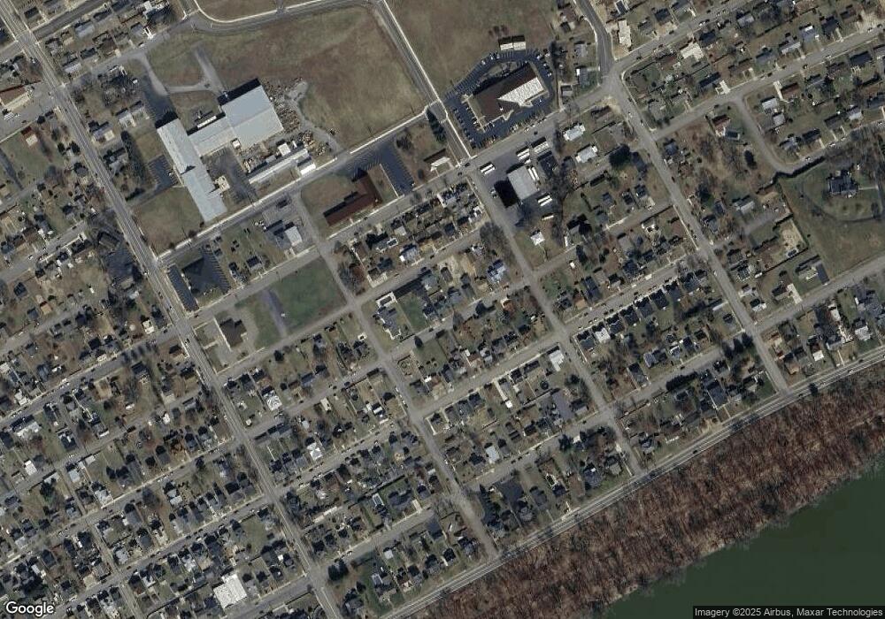 715 E 4th St, Berwick, PA 18603 - photo 1