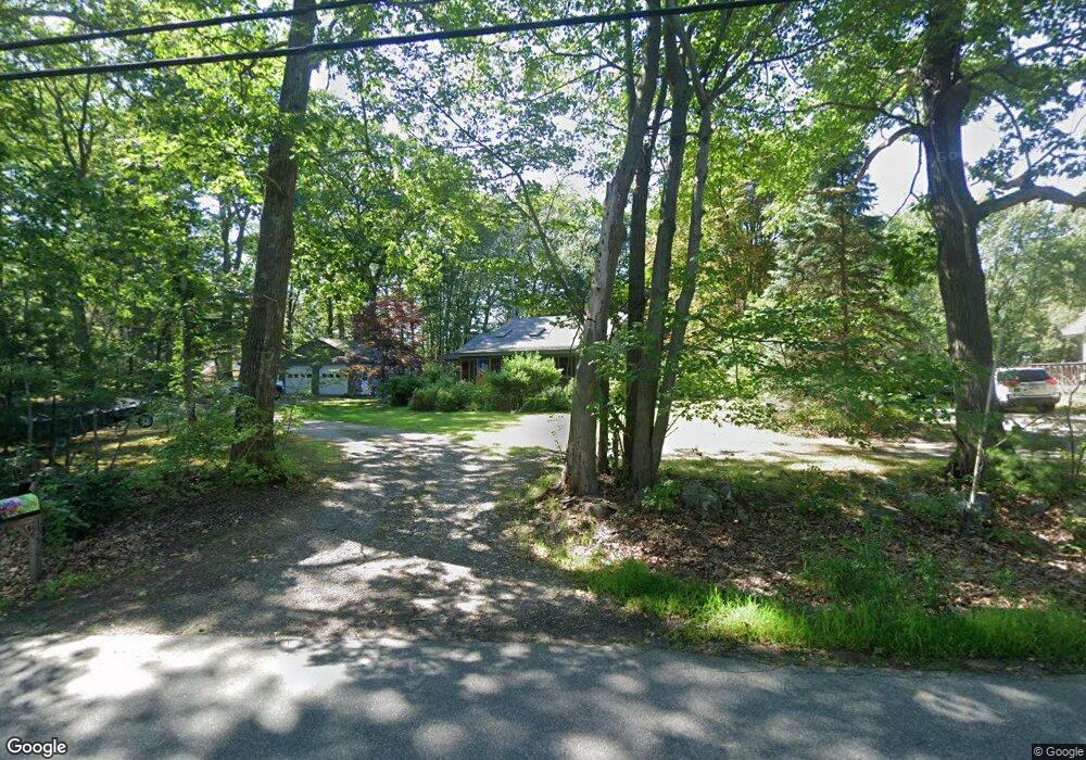 135 Martin Rd, Kittery, ME 03904 - photo 1