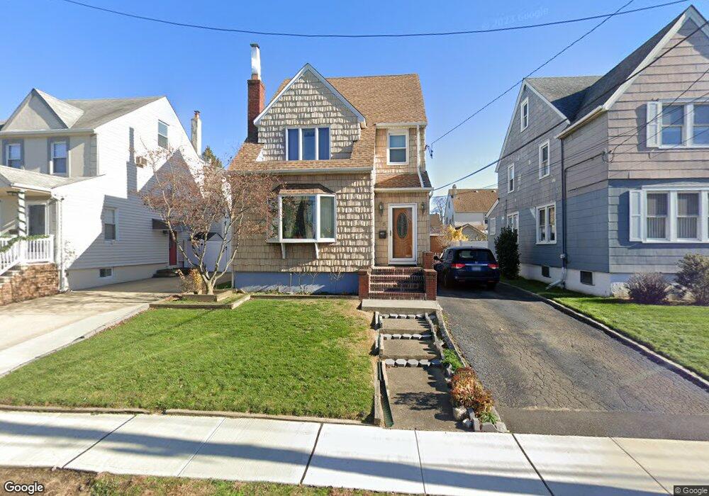 15 Marlboro Rd, Valley Stream, NY 11581 - photo 1