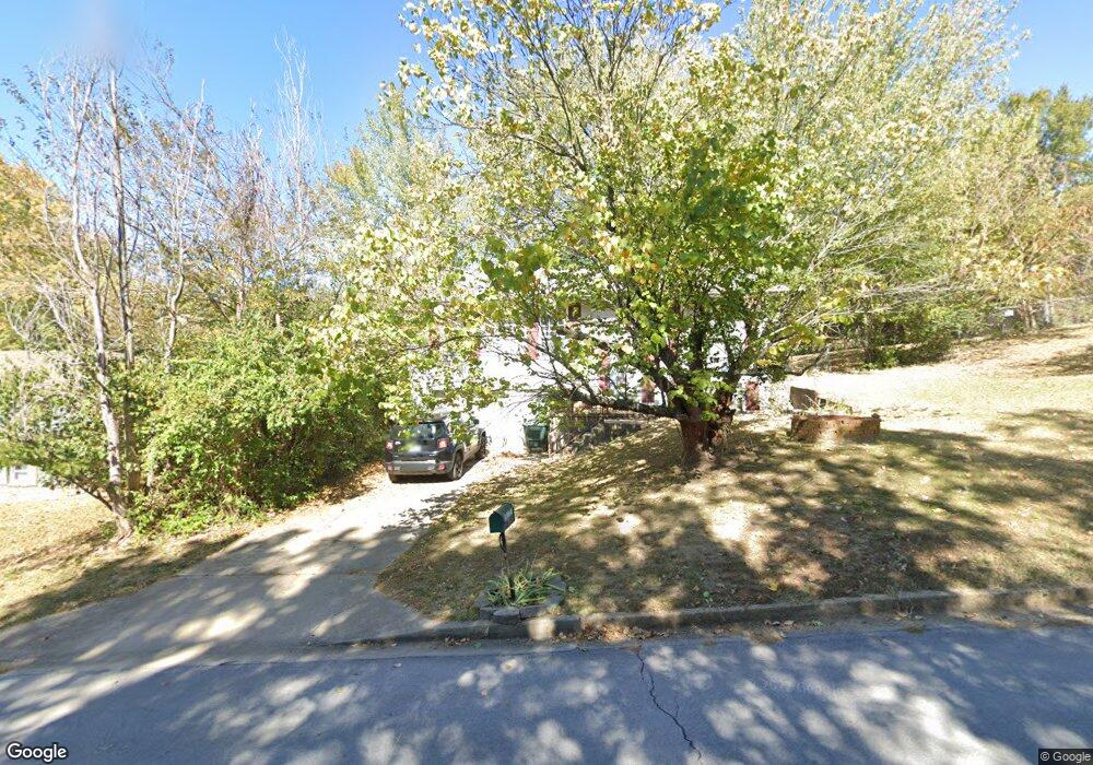 1315 Highland Dr, Rolla, MO 65401 - photo 1