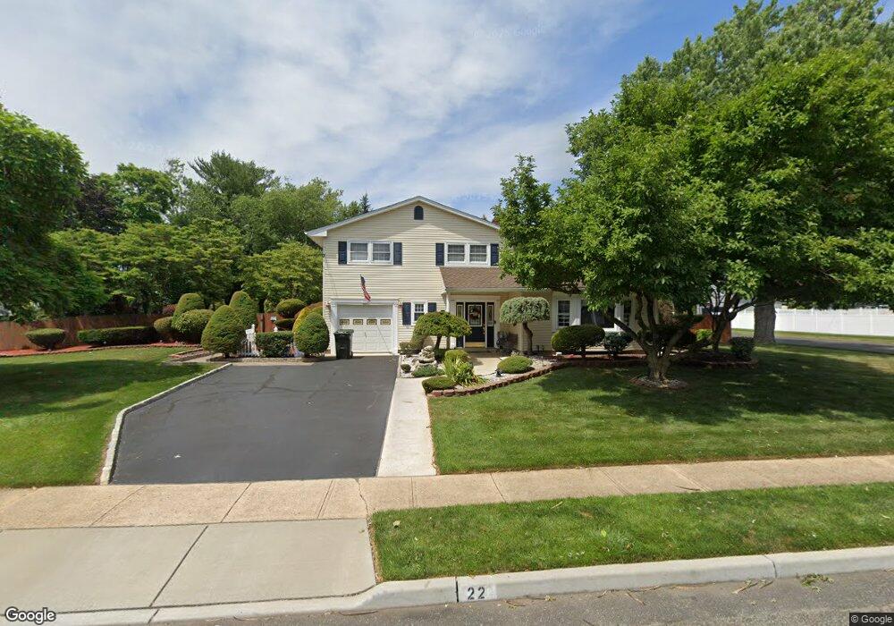 22 Shawnee Ln, Old Bridge, NJ 08857 - photo 1