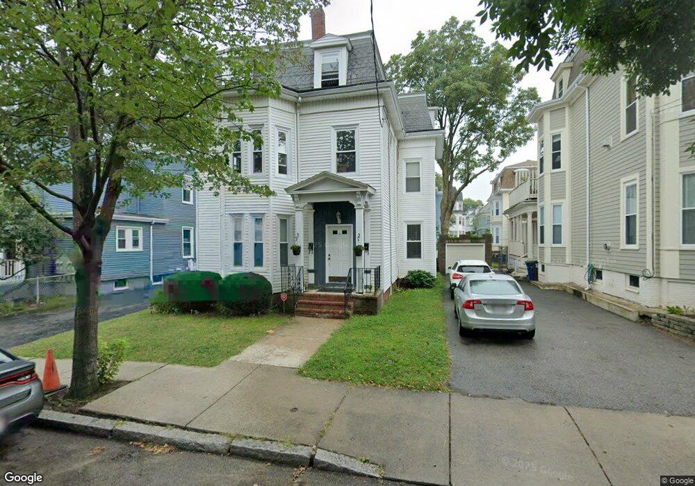 14 Grand View Ave unit 2, Somerville, MA 02143 - photo 1