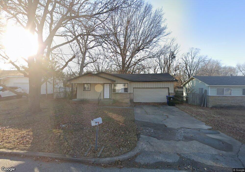 1606 S Cedar Ave, Broken Arrow, OK 74012 - photo 1