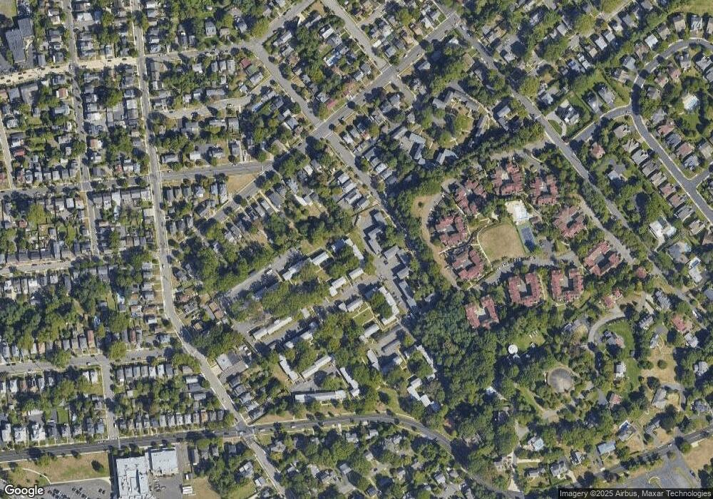 36 Manor Dr, Red Bank, NJ 07701 - photo 1