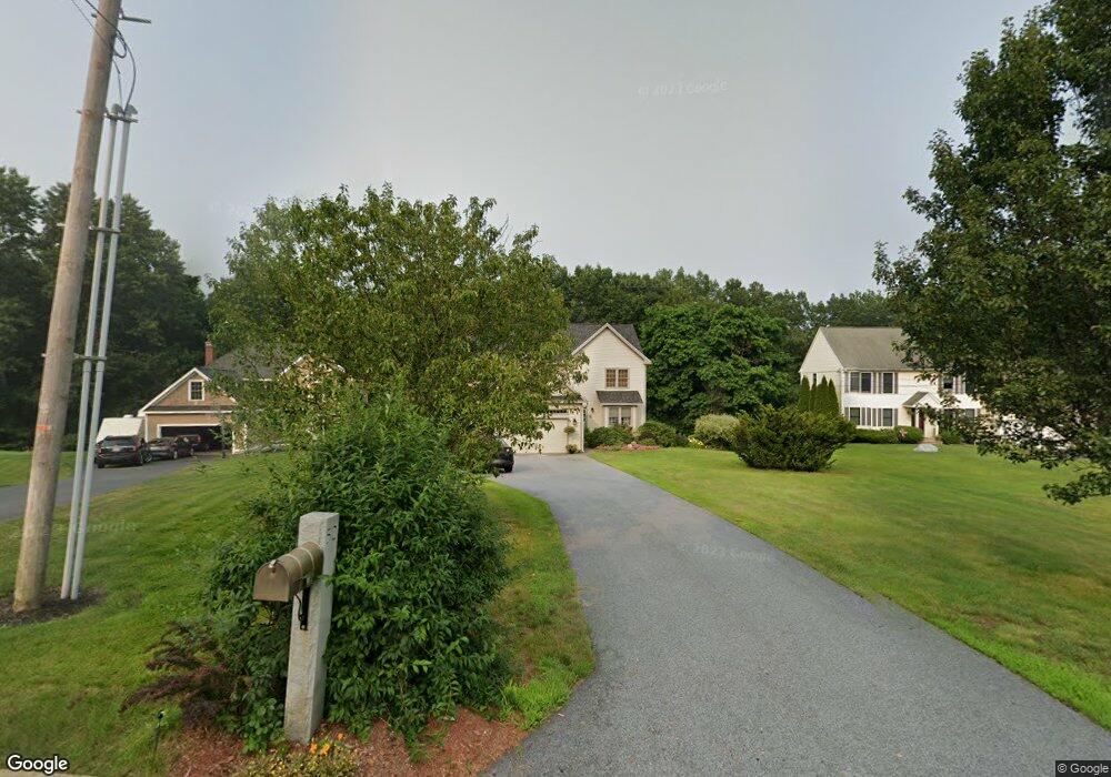 52 Highview Cir, Manchester, NH 03104 - photo 1