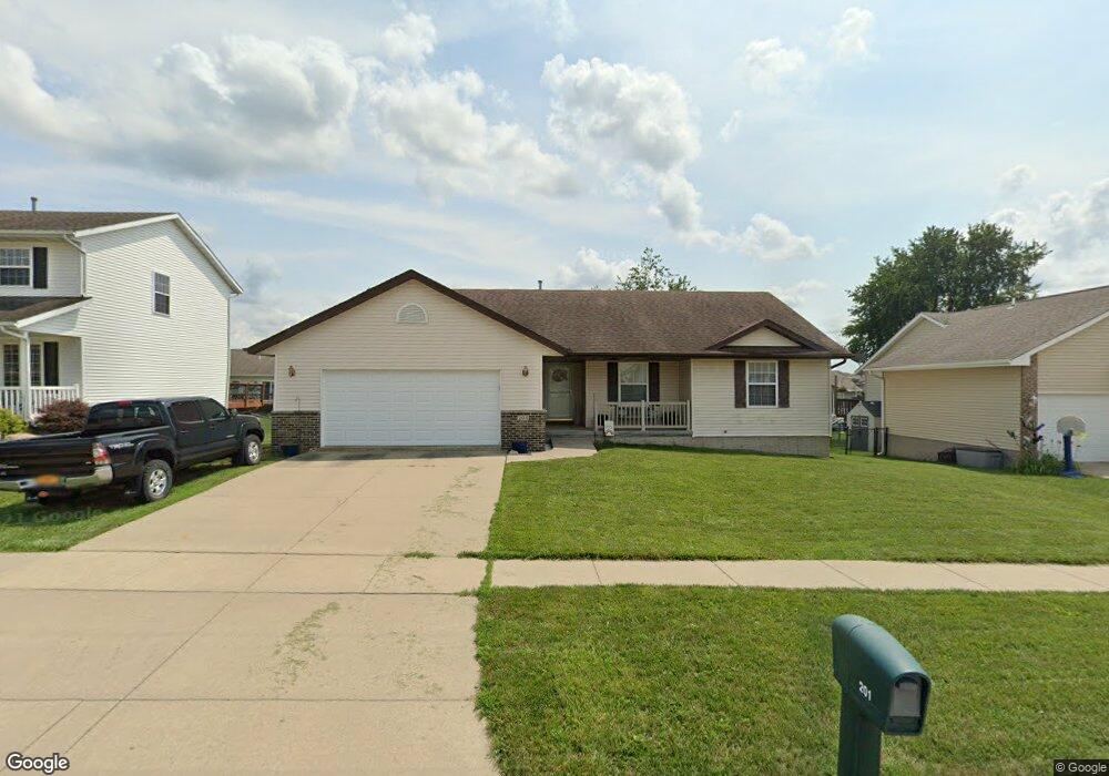 201 Meadow Breeze Ln, Center Point, IA 52213 - photo 1
