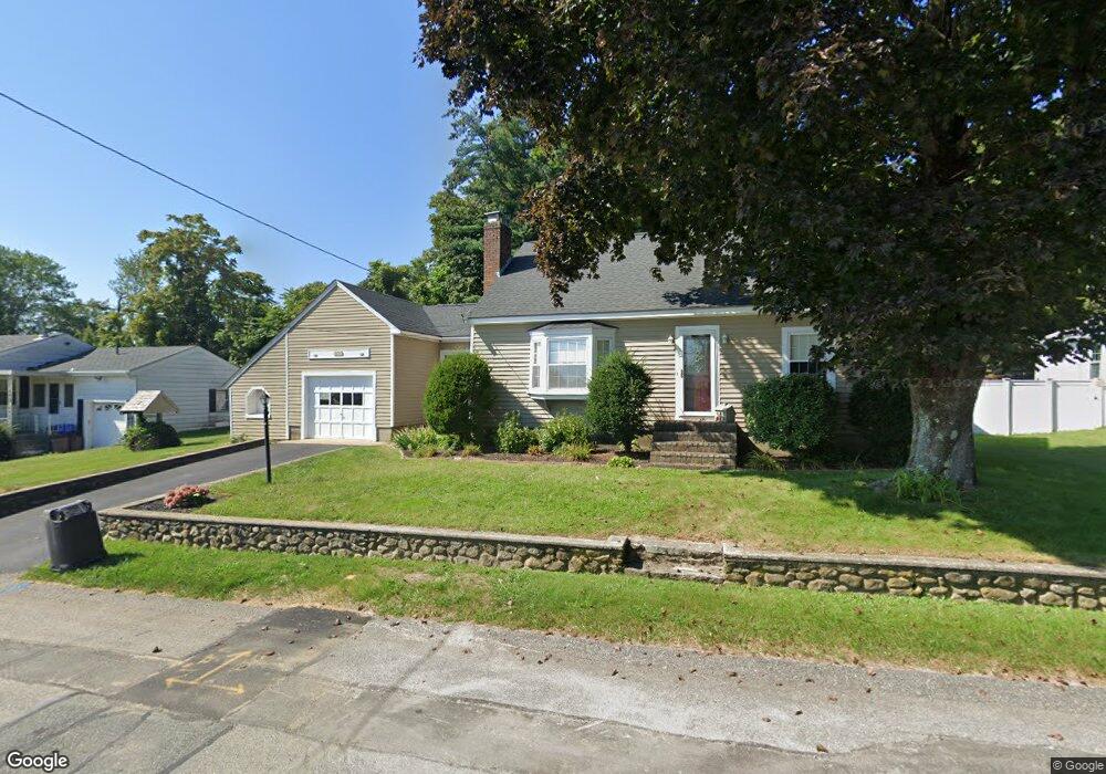 8 Iadarola Ave, Milford, MA 01757 - photo 1