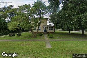 404 Cherry St, Carthage, IL 62321