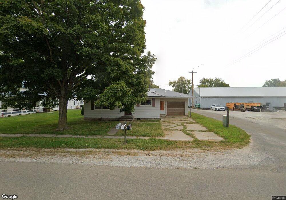 109 N Washington St, Wayland, IA 52654 - photo 1