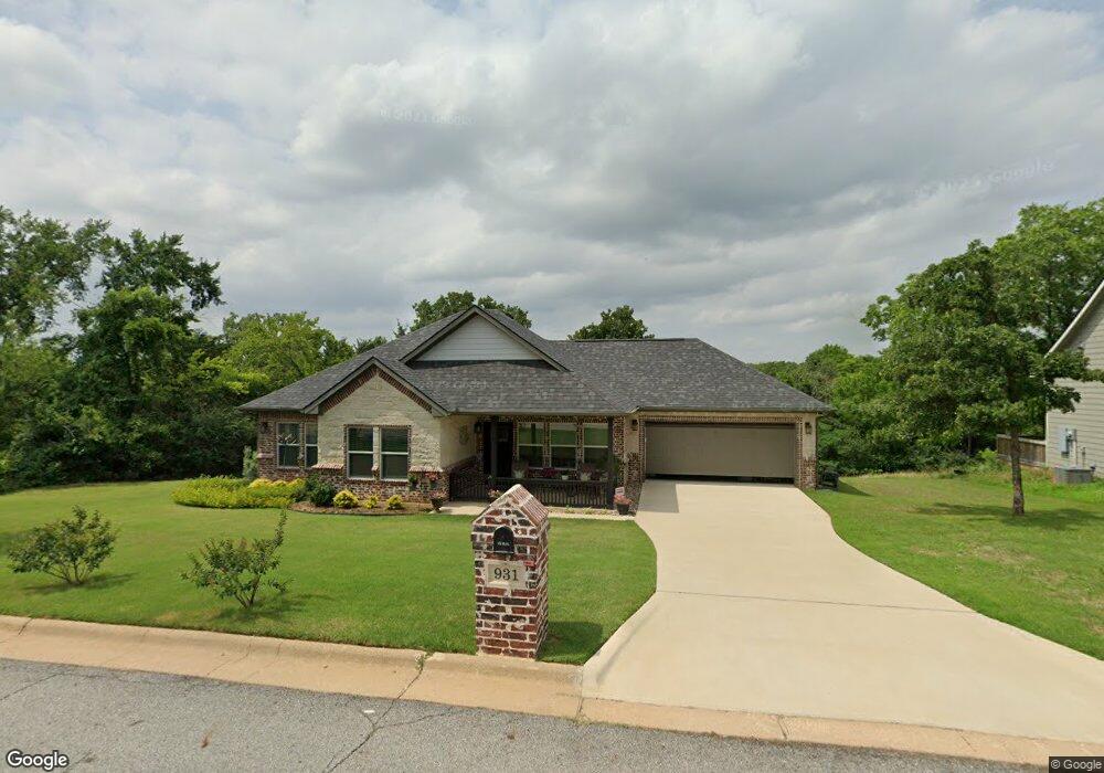 931 W Murray St, Denison, TX 75020 - photo 1