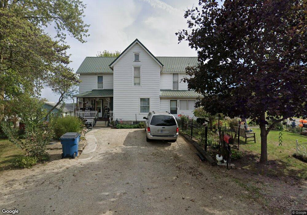 725 E Line St, Geneva, IN 46740 - photo 1