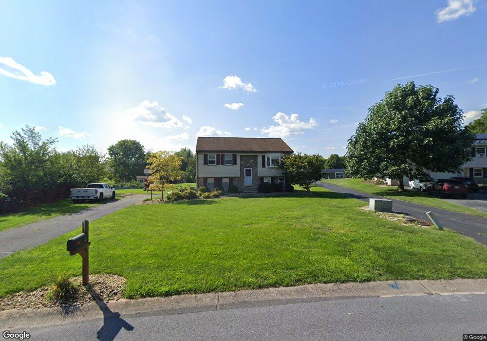 48 Hertzog Dr, Leola, PA 17540 - photo 1