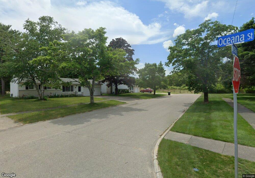 517 Ogemaw St, Oscoda, MI 48750 - photo 1