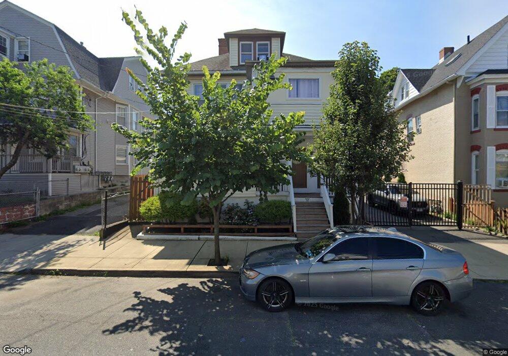 53 Maplewood Ave unit 55, Bridgeport, CT 06604 - photo 1