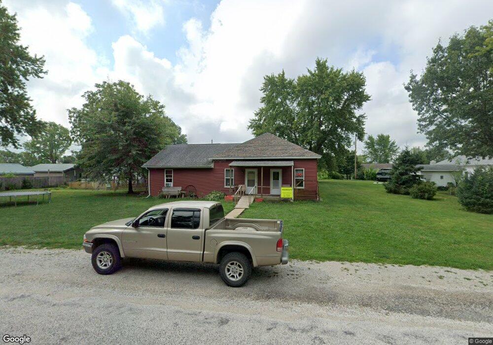 232 E Broadway St, Virginia, IL 62691 - photo 1