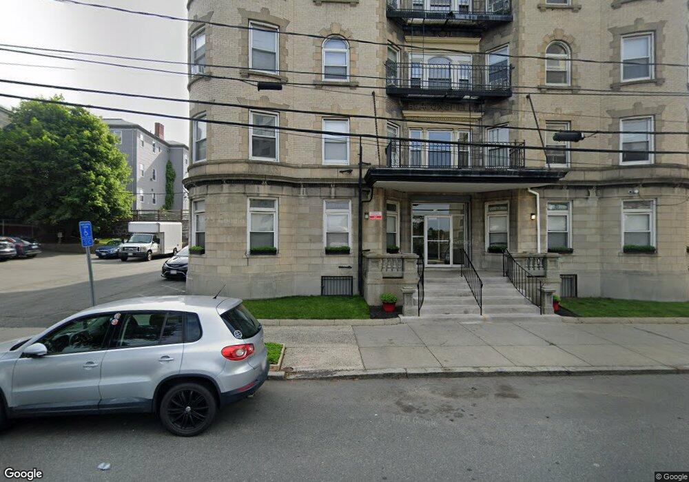 16 Newhall St, Lynn, MA 01902 - photo 1