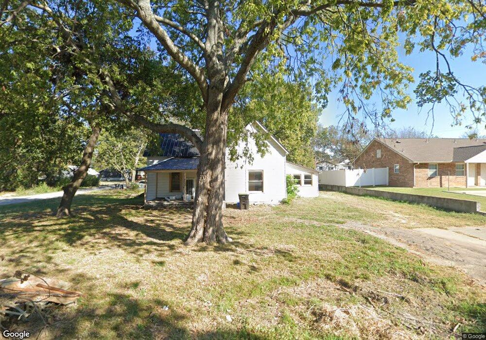 230 W 15th St, Ada, OK 74820 - photo 1