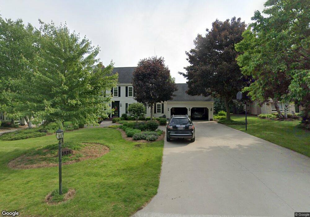 20925 Highland Pass, Brookfield, WI 53045 - photo 1