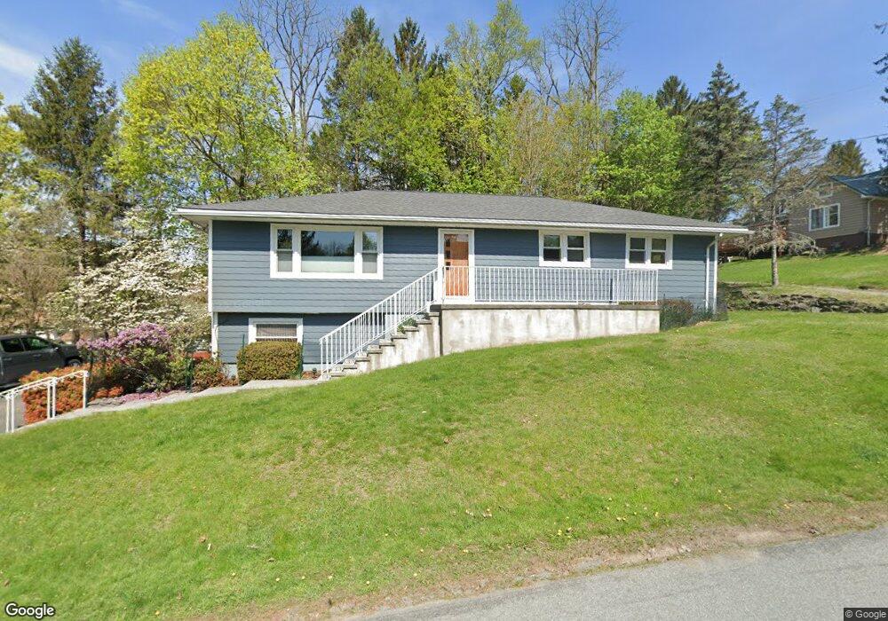 209 Ridge Ave, Hawley, PA 18428 - photo 1