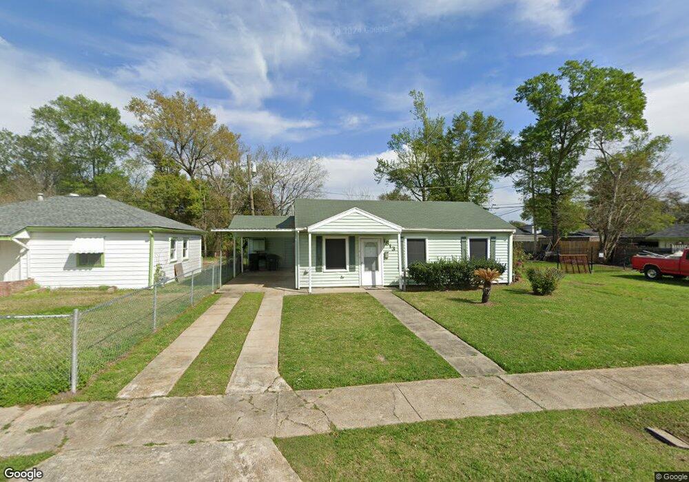 1813 8th Ave, Lake Charles, LA 70601 - photo 1
