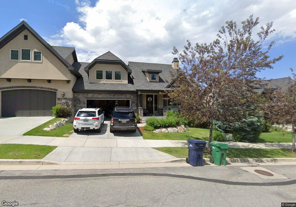 10814 S Hiddenwood Dr, Sandy, UT 84092 - photo 1