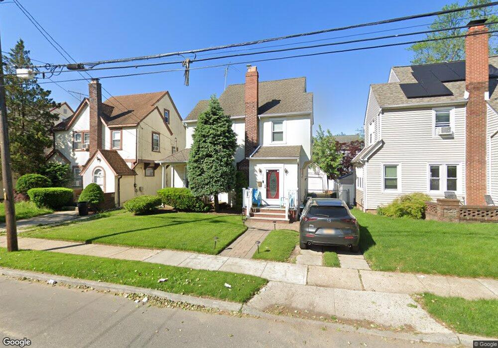 232 Sycamore St, West Hempstead, NY 11552 - photo 1