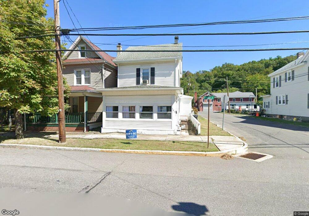 501 Center St, Coal Township, PA 17866 - photo 1