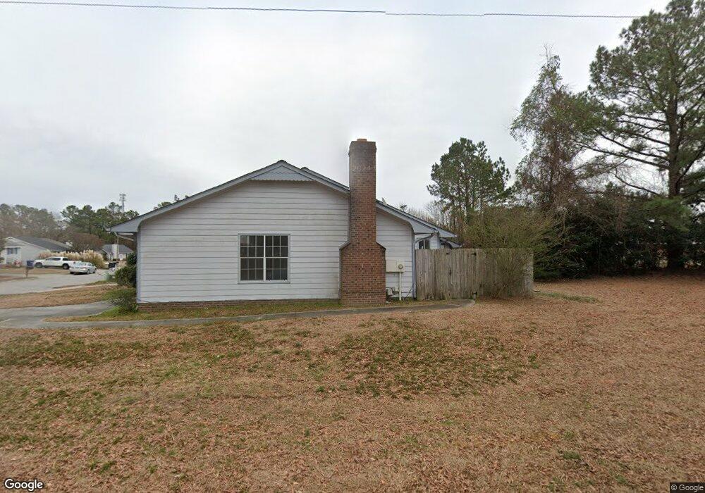 102 Creekview Dr, Jacksonville, NC 28540 - photo 1