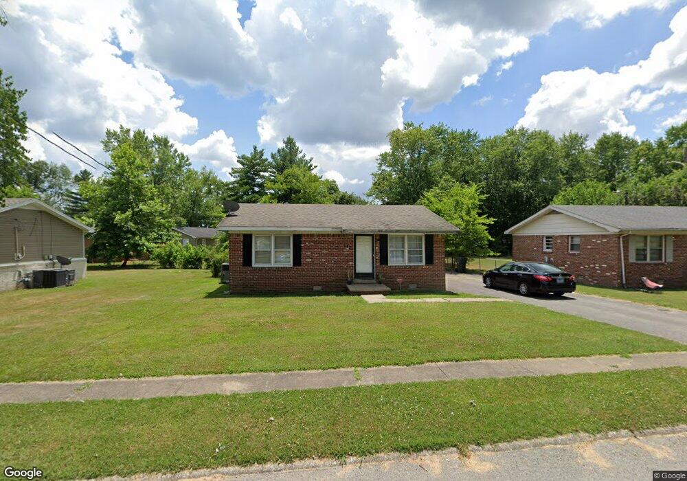 111 Boxwood Dr, Hopkinsville, KY 42240 - photo 1