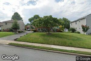 207 E Amosland Rd, Holmes, PA 19043