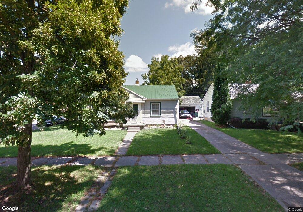 1022 N Verlinden Ave, Lansing, MI 48915 - photo 1