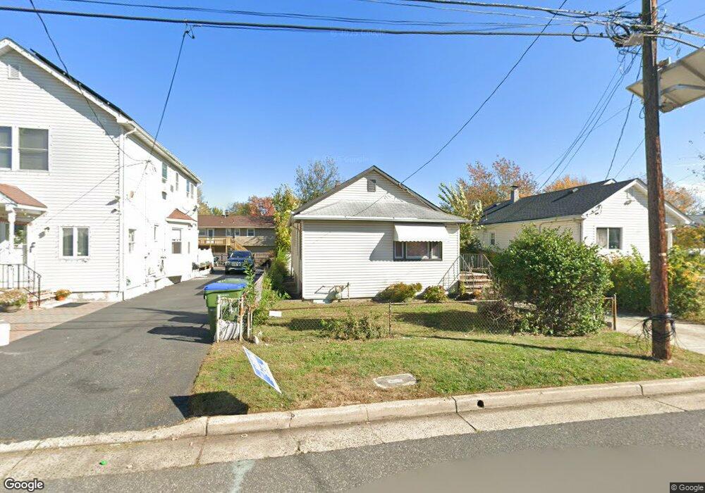 4 Midwood Ave, Edison, NJ 08820 - photo 1