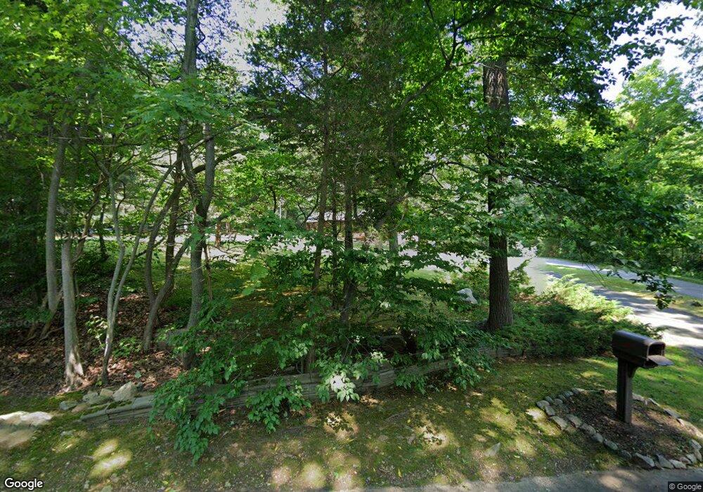 231 Saw Mill Rd, Guilford, CT 06437 - photo 1