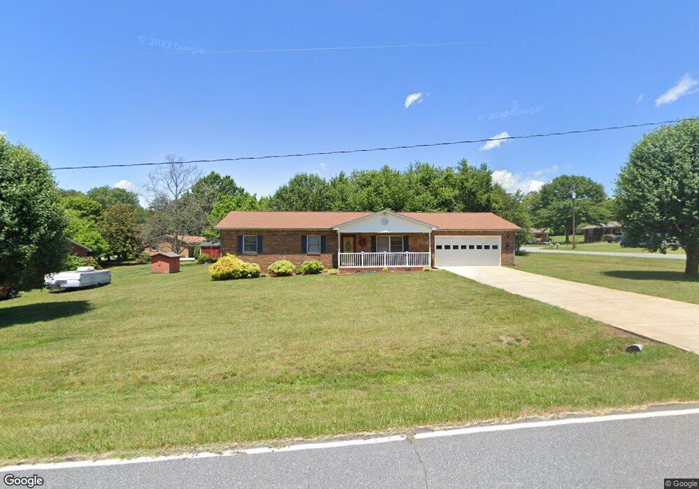 120 Ginny Ln, Statesville, NC 28625 - photo 1