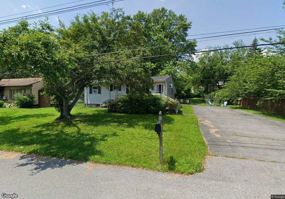 19 Pine Echo Dr, Poughkeepsie, NY 12601 - photo 1