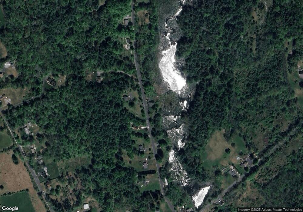 19 Greenwich Plns Rd, Ware, MA 01082 - photo 1