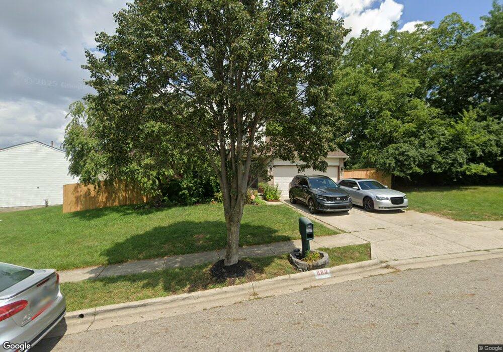 882 Crevis Ln, Columbus, OH 43228 - photo 1