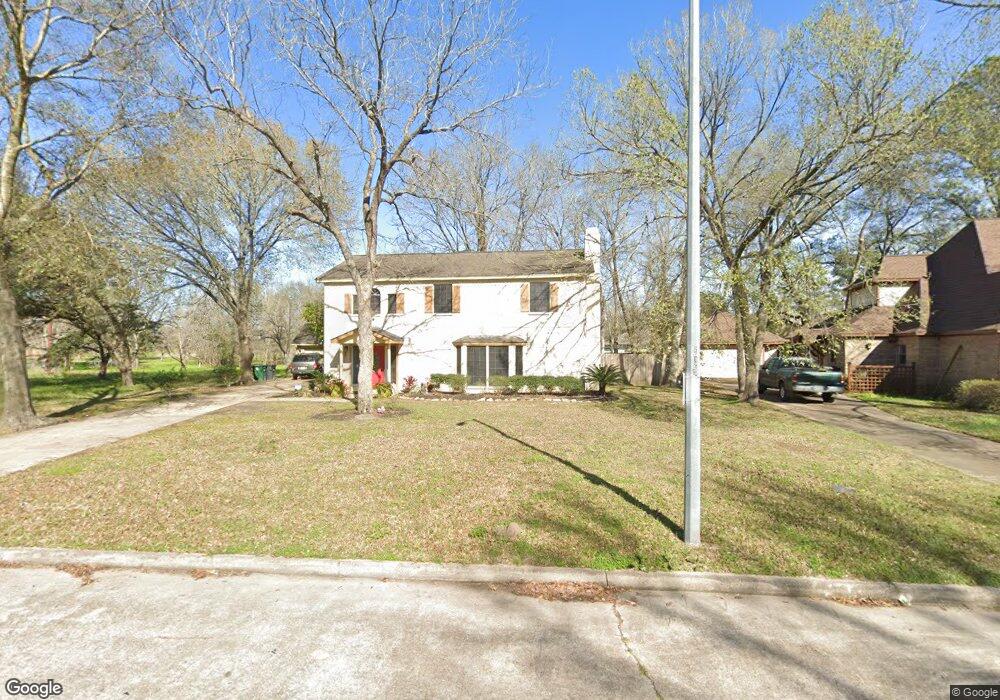 5210 Winding Way Dr, Houston, TX 77091 - photo 1