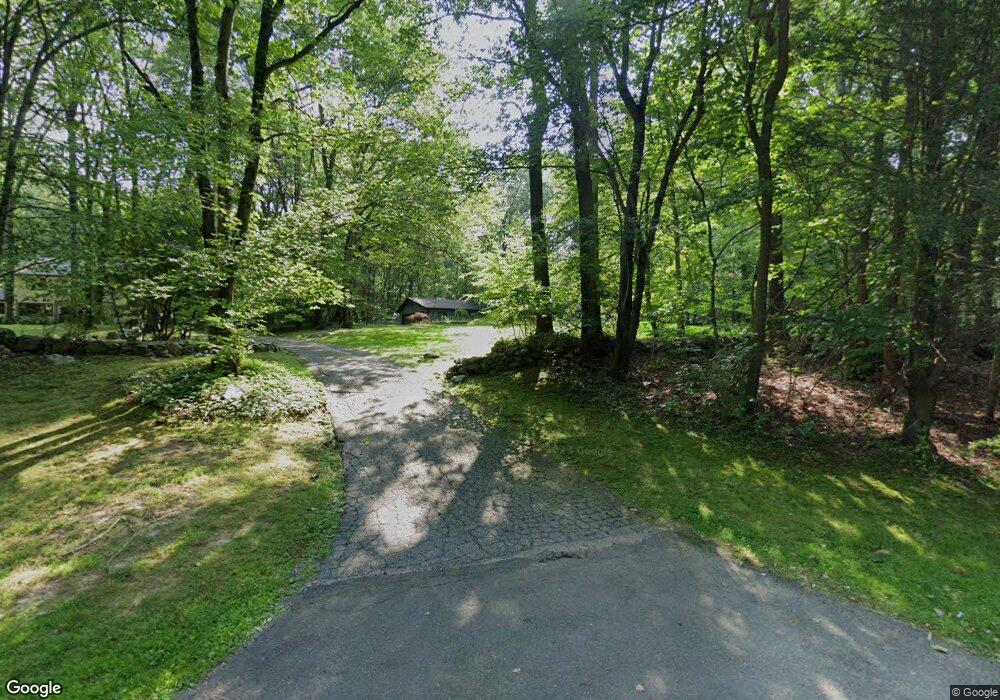 53 Fieldcrest Dr, Ridgefield, CT 06877 - photo 1