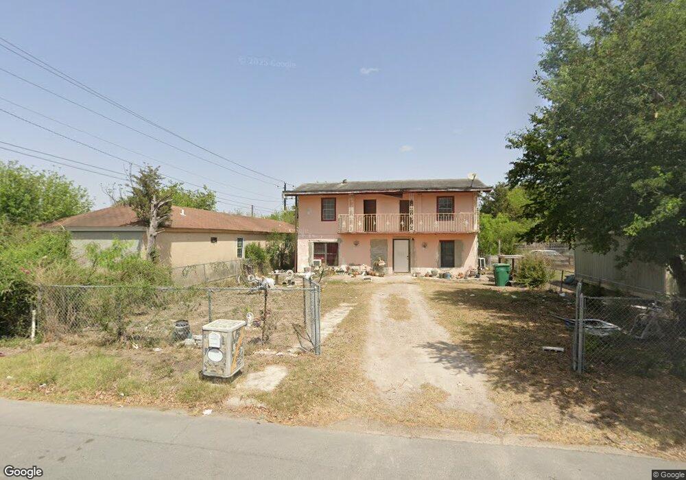 822 W Wright Ave, Pharr, TX 78577 - photo 1